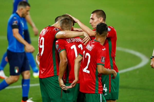 Chủ nhà Bulgaria xuất sắc cầm chân đội tuyển Italia