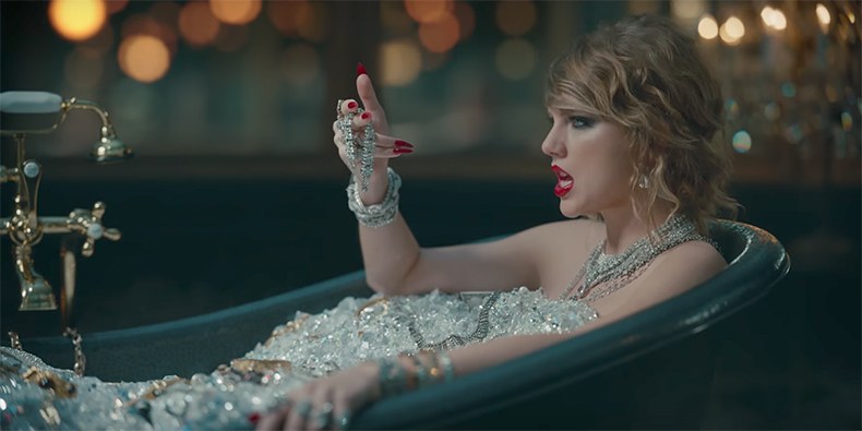 Chiếc bồn tắm không chứa đầy kim cương như chúng ta đã nghĩ trong MV của Taylor Swift
