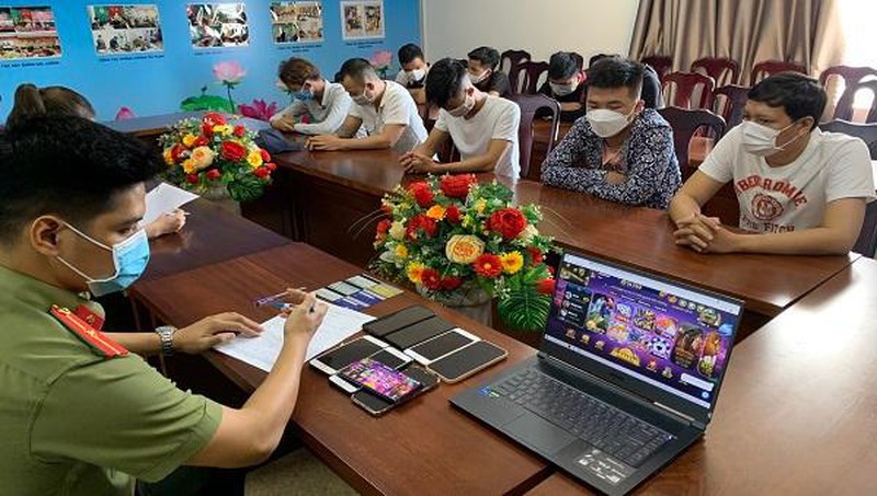 Công an Thừa Thiên Huế triệt phá đường dây đánh bạc qua mạng